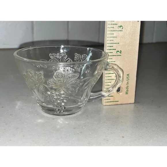 Vintage Punchbowl Glasses Used Matching Set of 2 Grapevines - Picture 7 of 16